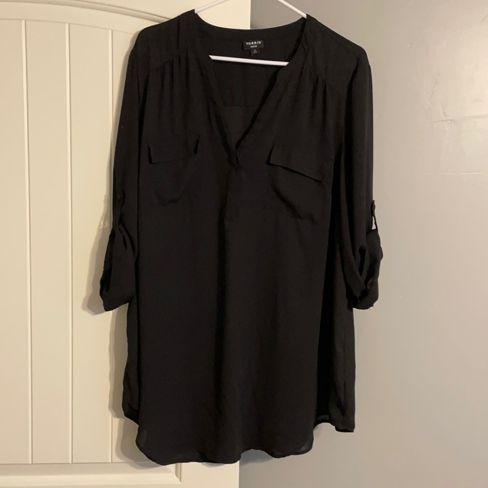 Women’s button shirt